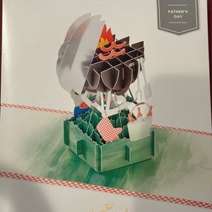 Brand new Hallmark signature paper wonder father’s day card